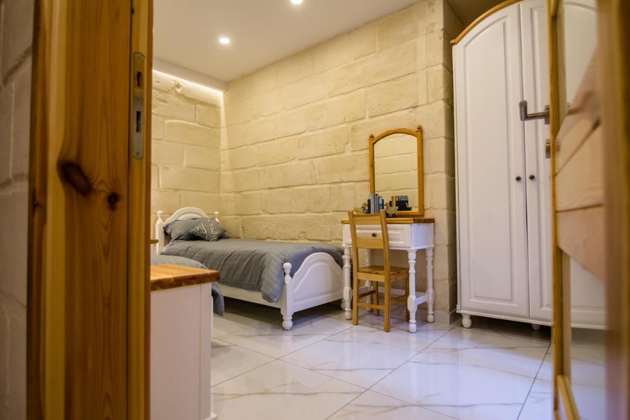 Ta' Gilard - Lovely Renovated Holiday Home Żabbar Dış mekan fotoğraf